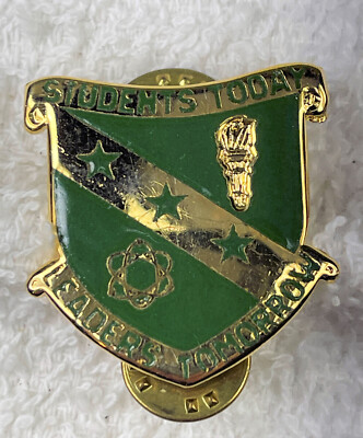 Original:  Arkansas Polytech Univ. ROTC DI / DUI / crest   CB  67  A