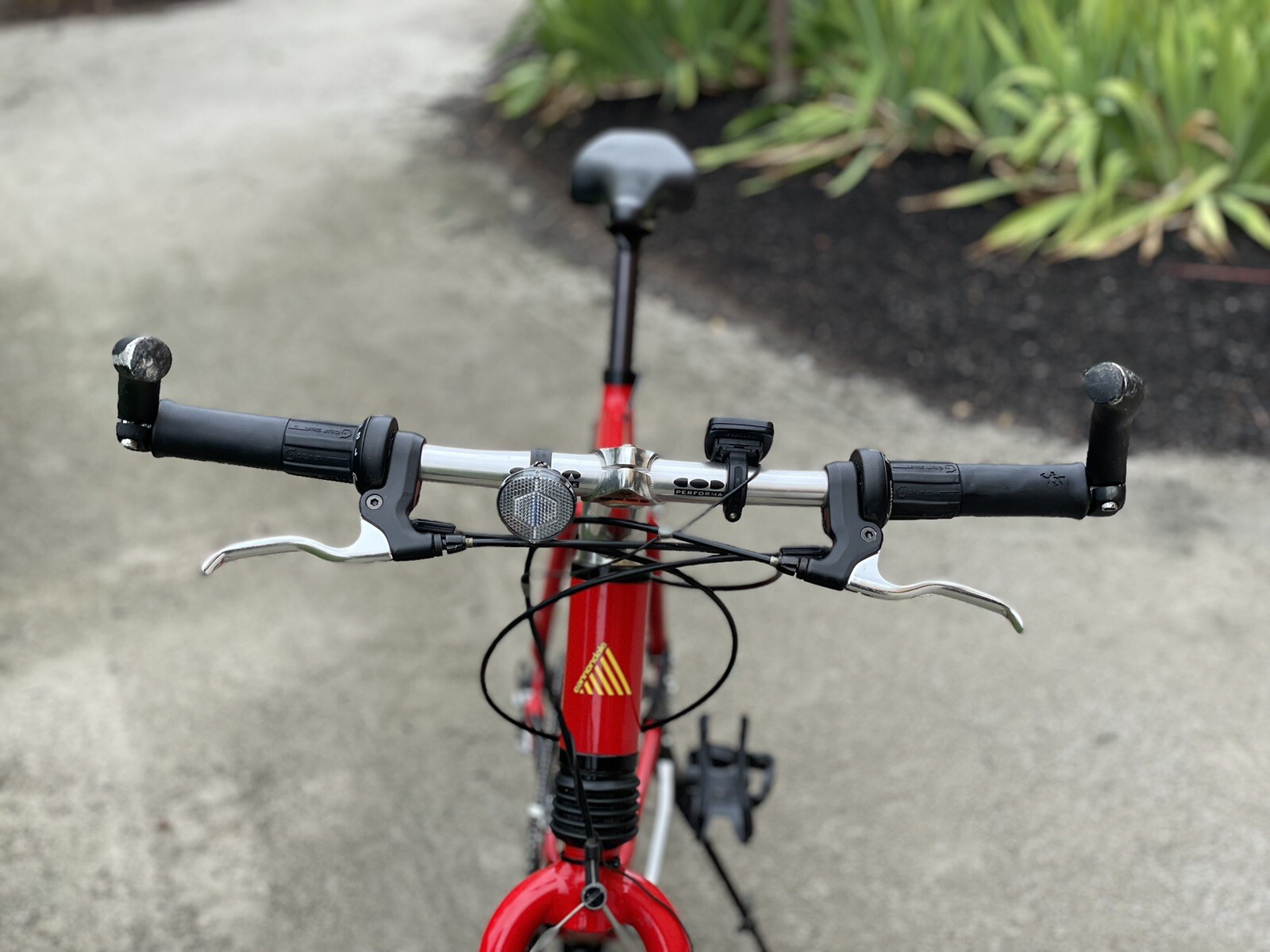 cannondale f500 mountain bike