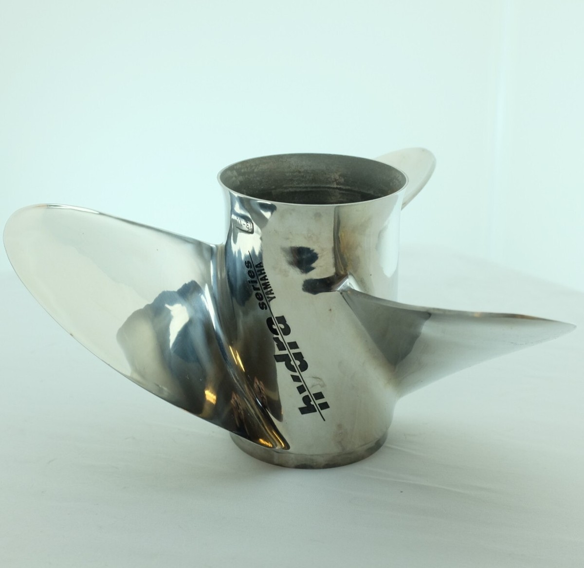 YAMAHA プロペラ　13×19 YAMAHA HYDRA Series Propeller 13 2/3