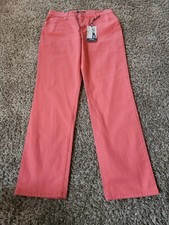 NWT 48 Bandolino MANDIE Classic Fit Straight Leg Womens Jean Size 10. BRAND NEW