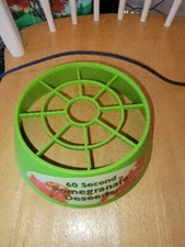 Cleverco 60 Second Pomegranate Deseeder