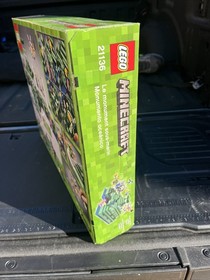 RETIRED ~ New/ Sealed ~ LEGO Minecraft: The Ocean Monument 21136
