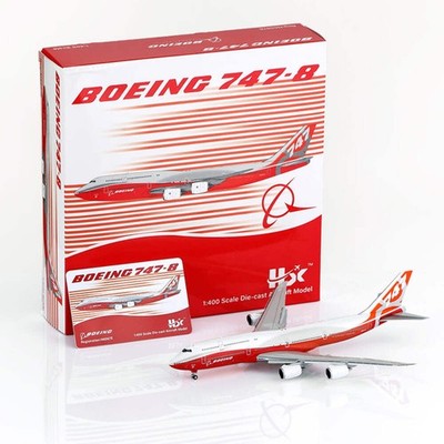 HX Models 1/400 Boeing Firma B747-8 Rot Haus Livree '' Flaps-Down Version