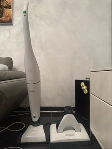 Staubsauger Vorwerk Funktioniert mit Zwei Akkus und Zubehör Zum Bodewaschen