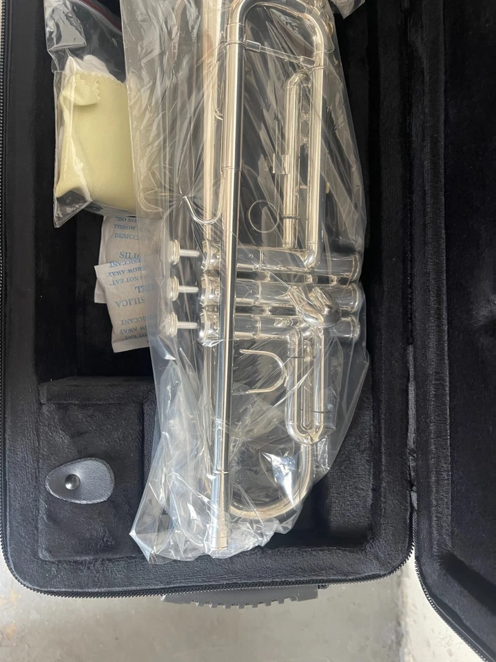 Jean Baptiste JBTP483SX Silver Trumpet New With Case - Image 2 of 4