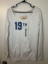 Y2K Hollister Sweatshirt Size Medium Kangaroo Pocket Deadstock Vintage Style