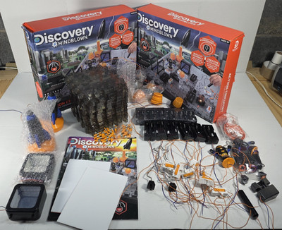 *READ* Discovery MINDBLOWN Action Circuitry Electronic Experiment STEM Kit Mixed