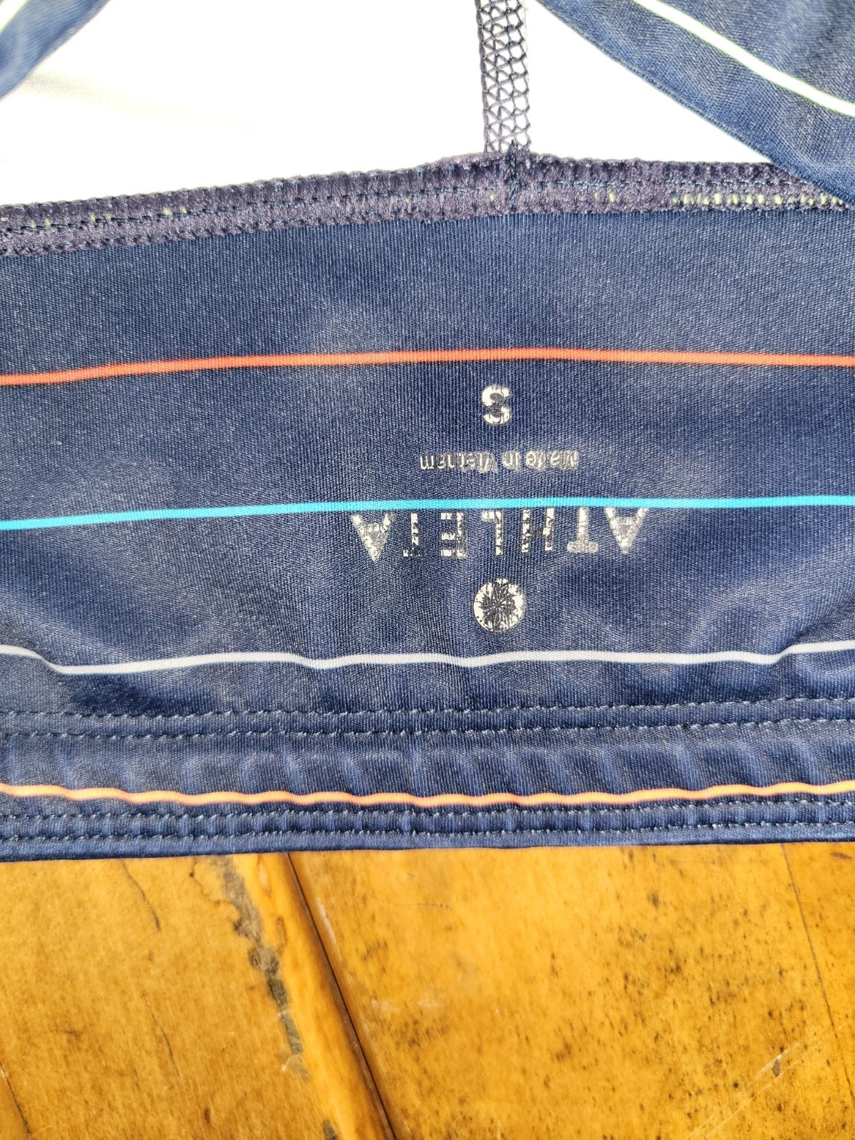 athleta 3/4 gym workout stripes zip pocket leggings
