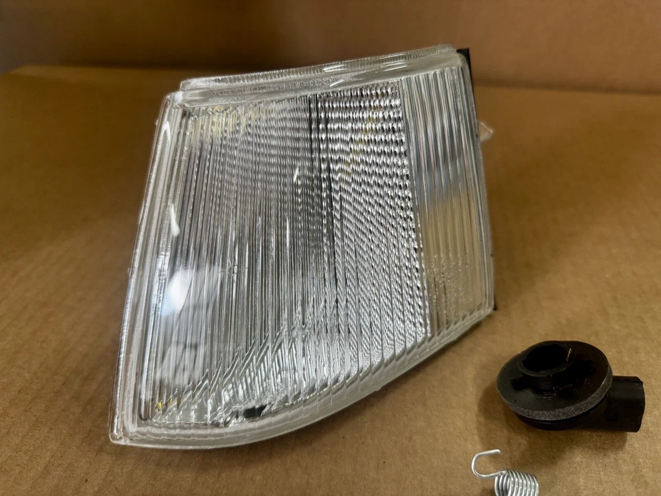 Renault 21 Serie 2 Fanale Freccia Anteriore Sinistro Gecar - Immagine 2 di 4