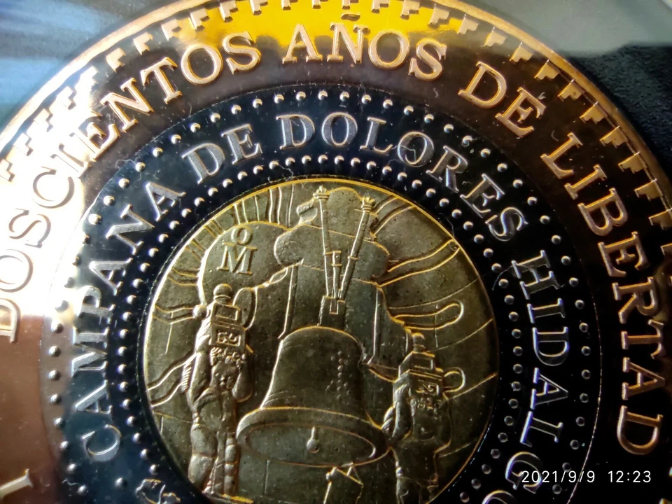 México. Moneda 1810-2010 Miguel Hidalgo Independencia Moneda Bimetálica UNC Foto 4 de 4