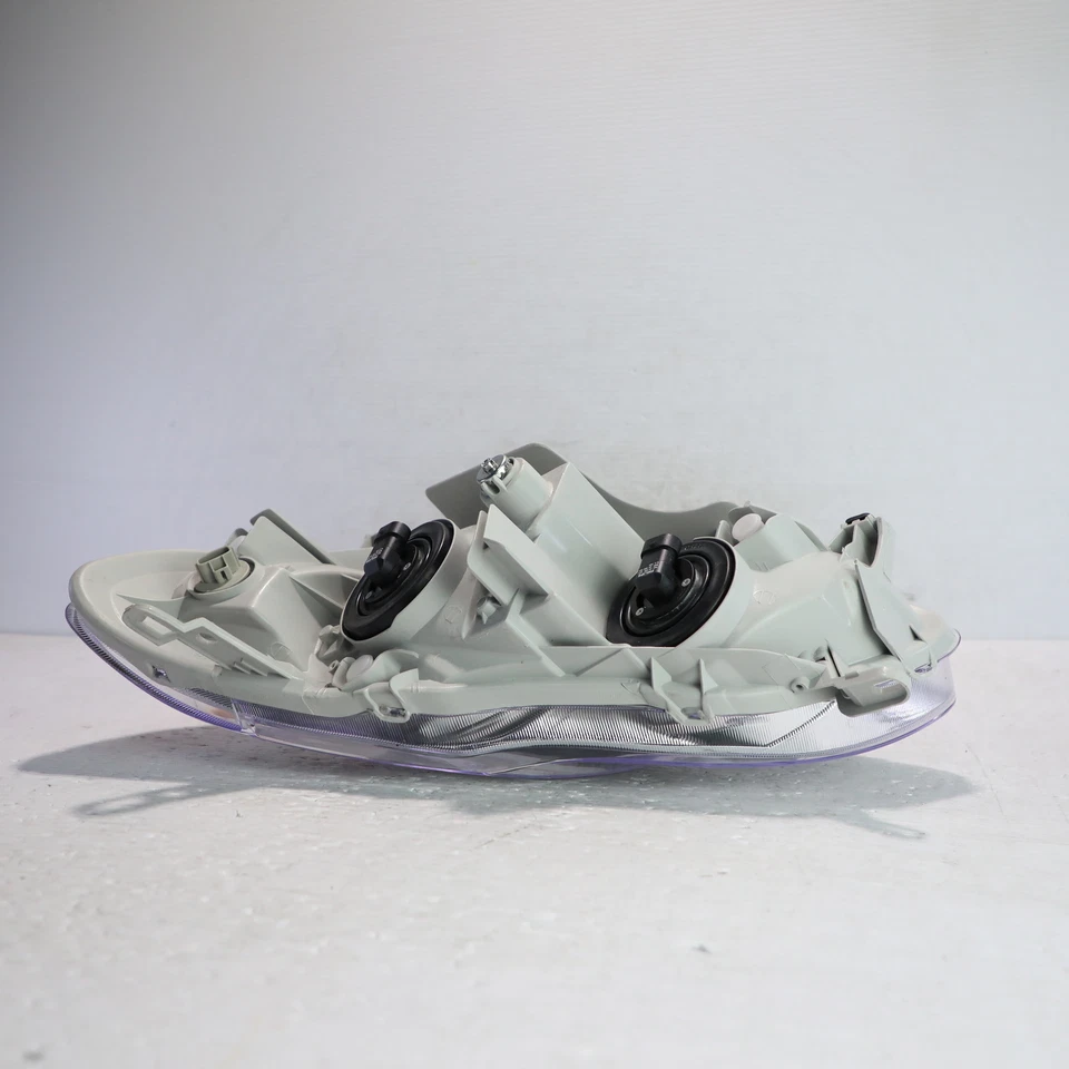 Faro lateral derecho pasajero Toyota Corolla S XRS 2005-2008 mercado de accesorios Foto 3 de 4