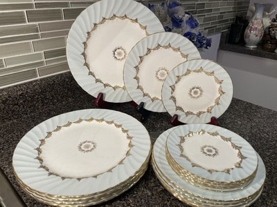 Stunning EB Foley  Wyvern  Vintage 3-Piece Setting For Fine Dining