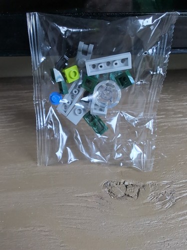 LEGO Star Wars Advent Calendar 2024 Set 75395-1 Subset Day 19 - Yoda's Jedi Star - Bild 3 von 5