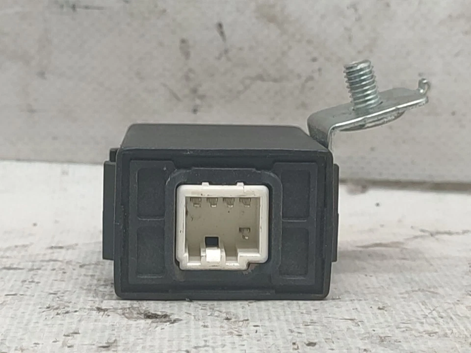 9540007800 RELÈ / 2282153 PER KIA RIO II SEDAN JB 1.4 16V - Immagine 3 di 4