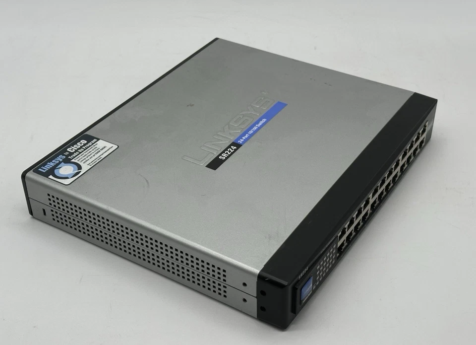 Linksys SR224 24 Port 10/100 Mbps Network Switch No Power Supply - Image 3 of 4