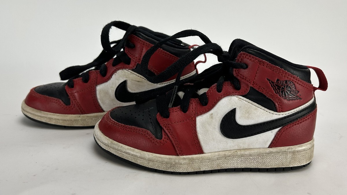 Nike Air Jordan 1 Mid Chicago Black Toe 640734-069 Youth
