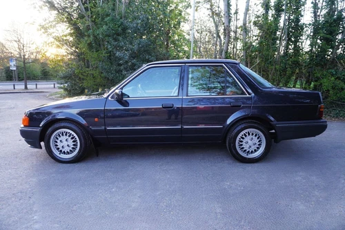 Ford Orion 1.6 1600 E Limited Edition 4dr Petrol Manual - Picture 2 of 24