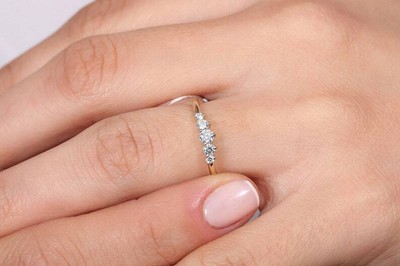 0.45ct Engage Ring Round Lab-Created Moissanite 5 Stone Minimalist Gold Plated