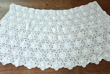 Vtg Hand Crafted Crocheted Lace White Shawl Shoulder Wrap Cape Shrug Bed Jacket
