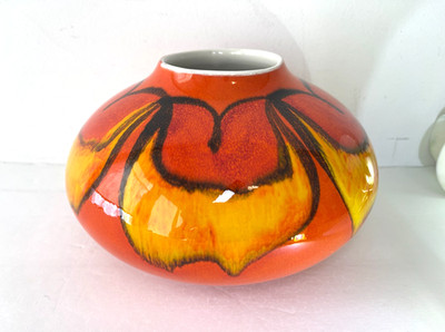 Signed Poole Pottery Onion Vase Delphis Design - Yellow/Orange/Red #32