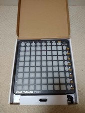 Behringer CMD TOUCH TC64 Clip Launch Controll...