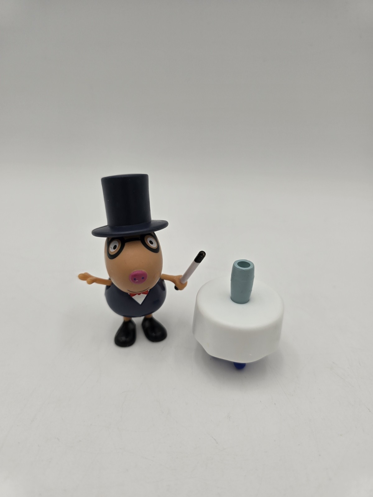 Peppa Pig Mago Pedro Pony Jazwares Figura Cappello e Bacchetta con Tavolo