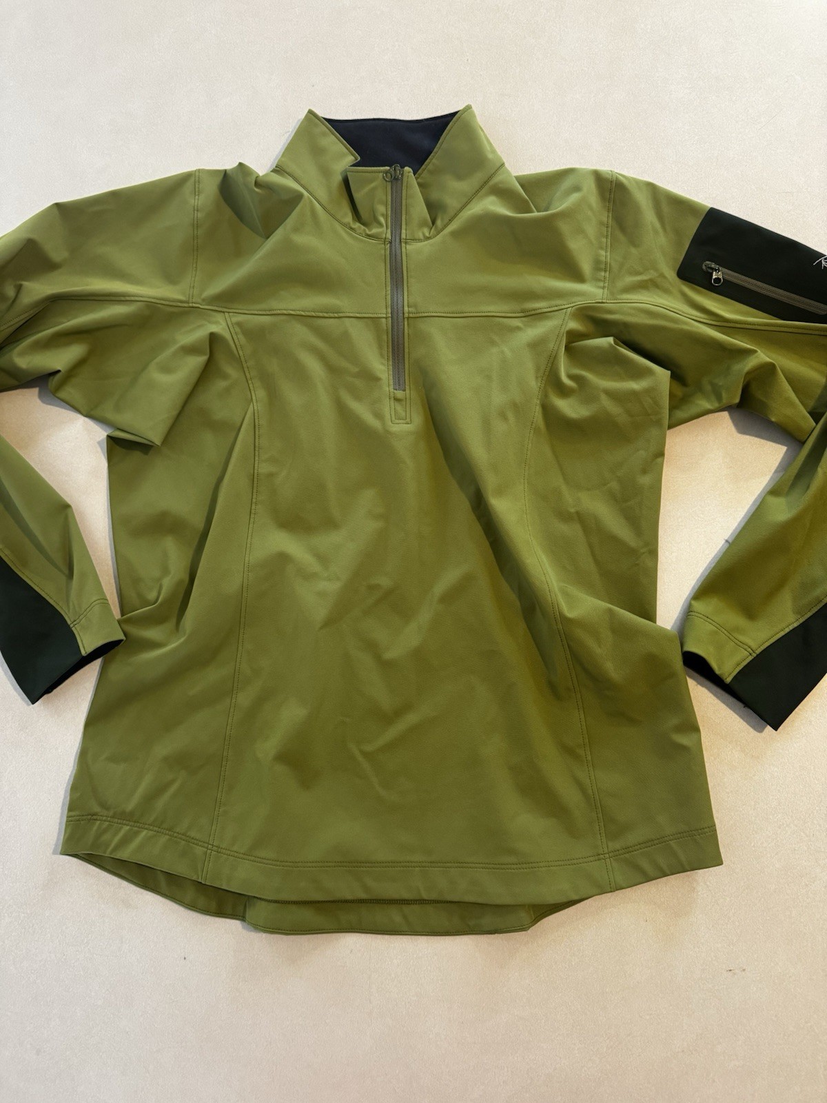 Arc’teryx Women’s Soft Shell Pullover jacket Smal… - image 1