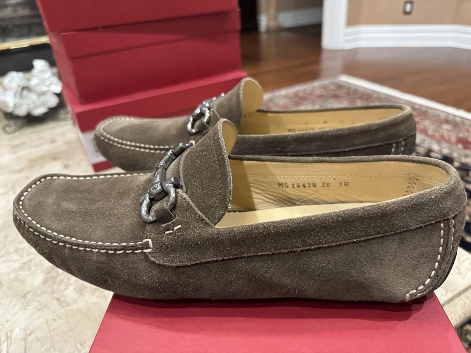 Mocasines de gamuza Salvatore Ferragamo, sin cordones, marrón medio para hombre talla 10 EE Foto 2 de 4