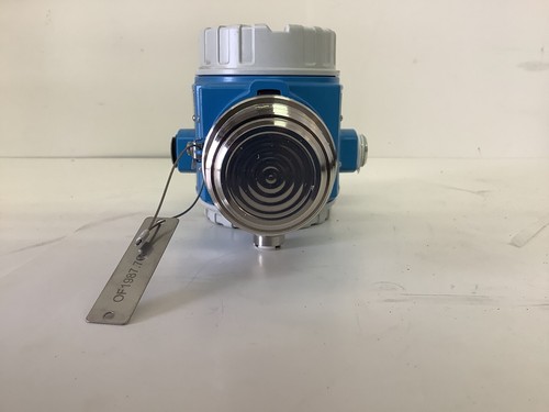 Endress Hauser Deltapilot S Hydrostatic Level Measurement FMB70 - Picture 9 of 10