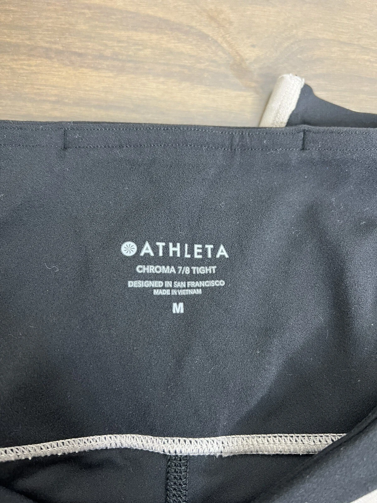 athleta chroma 7/8 tight leggings