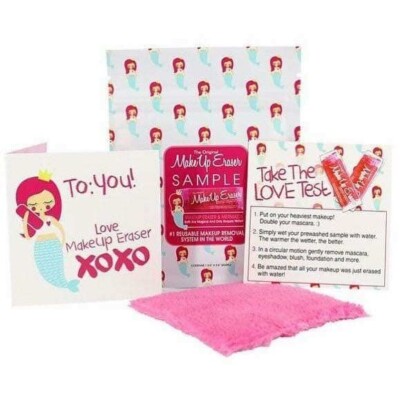 The Original MakeUp Eraser ~ Reusable Sample 3.5'' x 3.5'' ~ Lot of 2