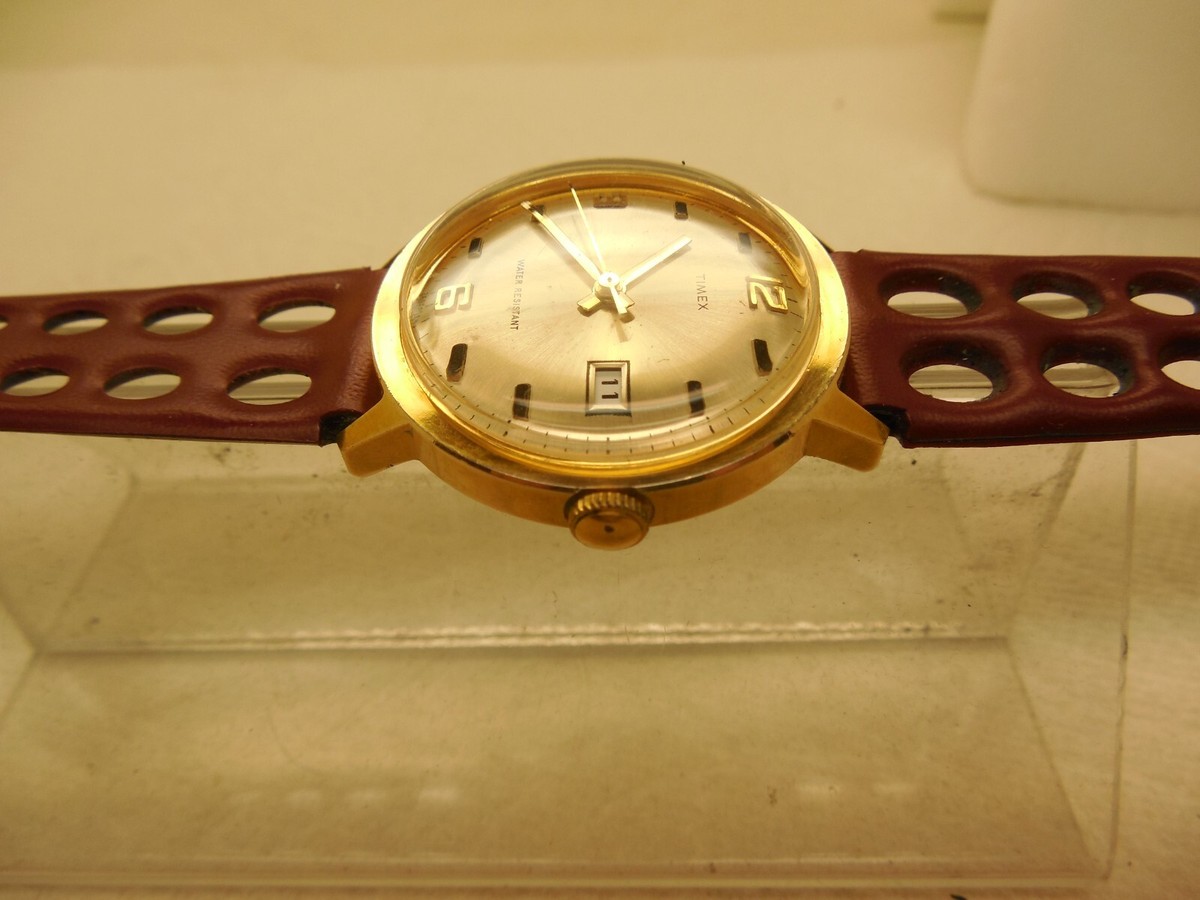 VINTAGE,TIMEX,MANUAL WIND WATCH,GOLD TONED DIAL,+RETRO WATCH  display picture 1