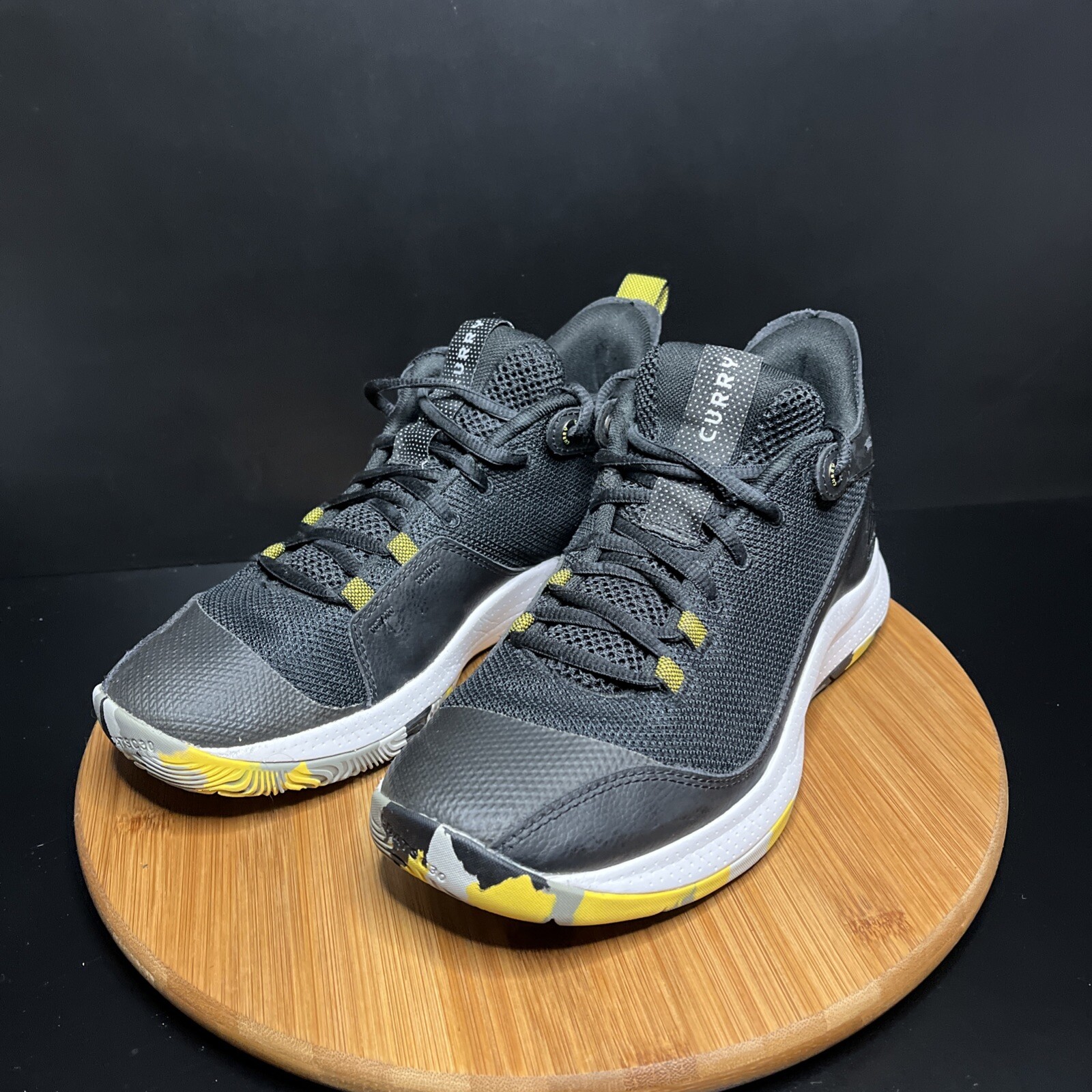 Under Armour Steph Curry 3Z5 Black White Yellow Basketball Shoe Mens Size 7.5