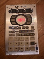 Roland SP-404 Sampler - getestet, Pattern Seq...