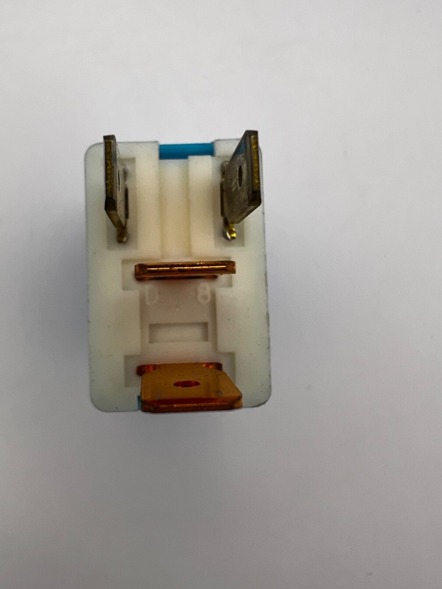 TOYOTA Multi propose relay 1567002560 156700-2560 AJ51 original