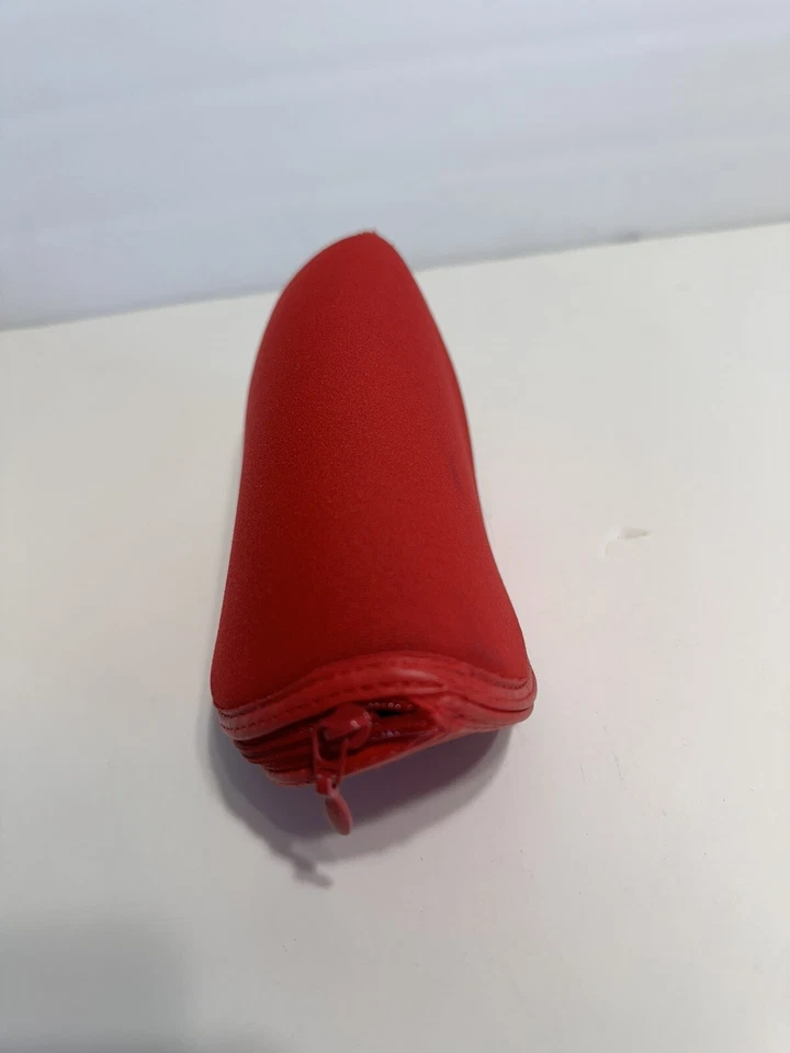 EMPORIO ARMANI Estuche Gafas Rojo Cremallera Foto 3 de 4