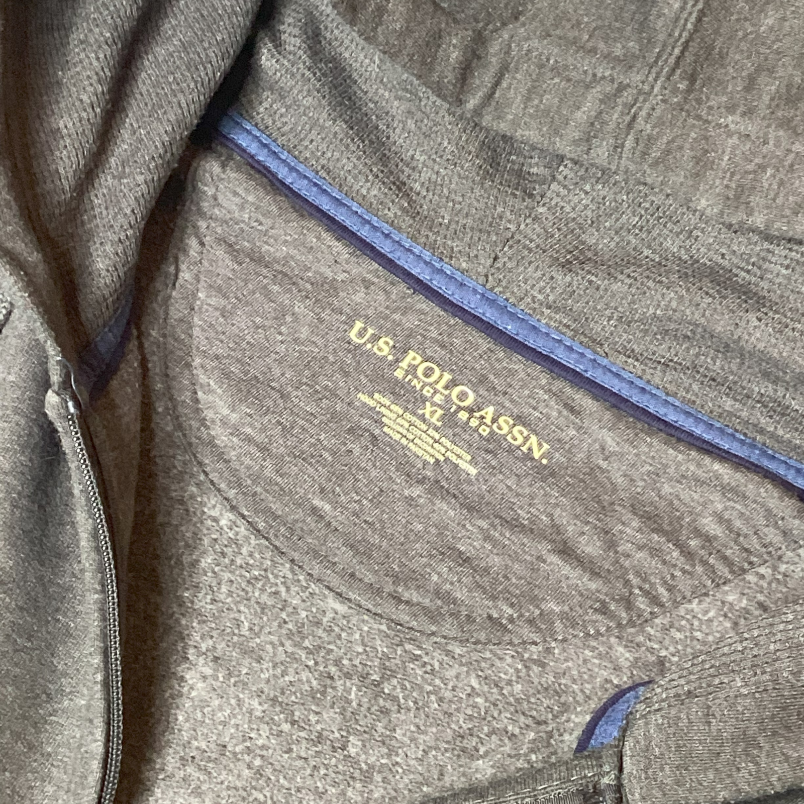 Felpa U.S. Polo Assn con cappuccio uomo XL grigia full zip rossa logo pony casual usata in ottime condizioni