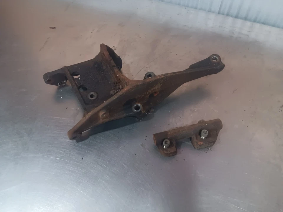 72-79 datsun 620 77 l20b OEM soporte compresor CA Foto 3 de 3