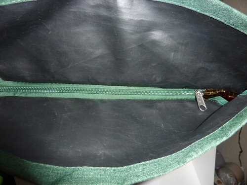 Jagermeister SOFT COOL BAG BACKPACK ZIPPER CLOSURE GREEN - Picture 8 of 10