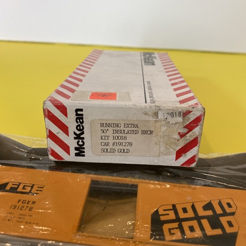 Vintage Mckean Running Extra 50’ Insulated Box Car Kit 10018* - Picture 2 of 3