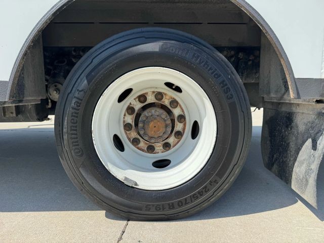 2018 Hino 258ALP thumbnail 10