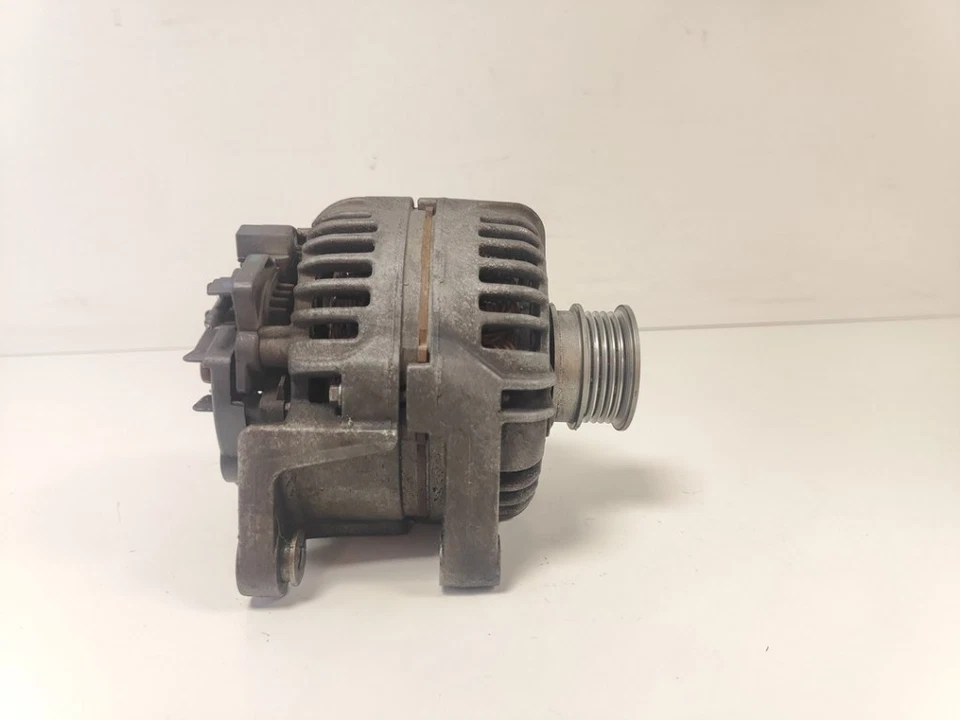 ALTERNATORE V-SNAAR Opel Vectra C GTS 2006 0124425020 / 55556067 - Immagine 3 di 4