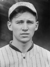 YOUNG HALL OF FAMER FREDDIE LINDSTROM BATTED .311 LIFETIME GIANTS PHOTO 8X10 