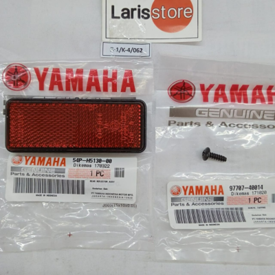 のん Yamaha NMAX N MAX AEROX Rear Reflector Assy with Nut 54P-H5130-00