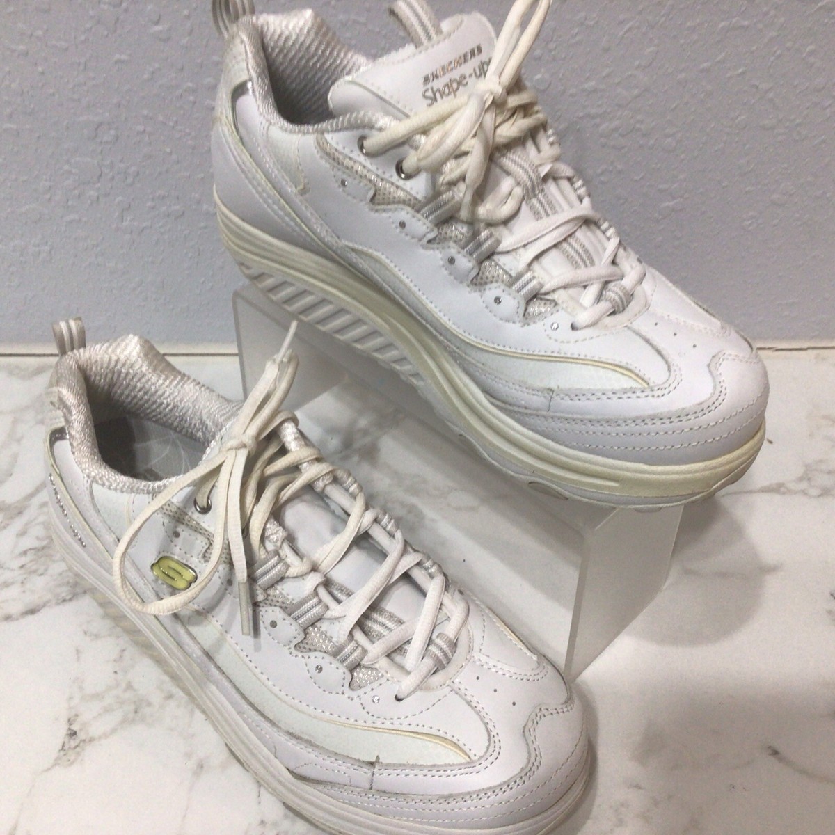 ラッキー＊ Skechers Shape Ups Womens Size 9 White Rocker Toning Walking Shoes