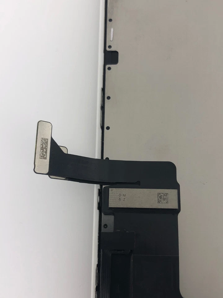 Genuine OEM Original iPhone 8 Plus White LCD Replacement Screen Digitizer GradeA - Image 4 of 4