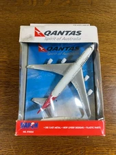 Realtoy Qantas B747 Spirit Australia Airplane Toy Model Daron New Sealed Bad Box