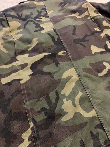 Vintage Men's Liberty Woodland Camo Hunting  Coat L 42-44 Quilted Made in USA image 12