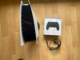 Sony PlayStation 5 Blu Ray Konsole 825GB 4K weiß/schwarz DualSense schwarz