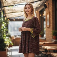 Polka Dots Women's M Geometric Medallion Tiered Bell Sleeve Tunic Mini Dress